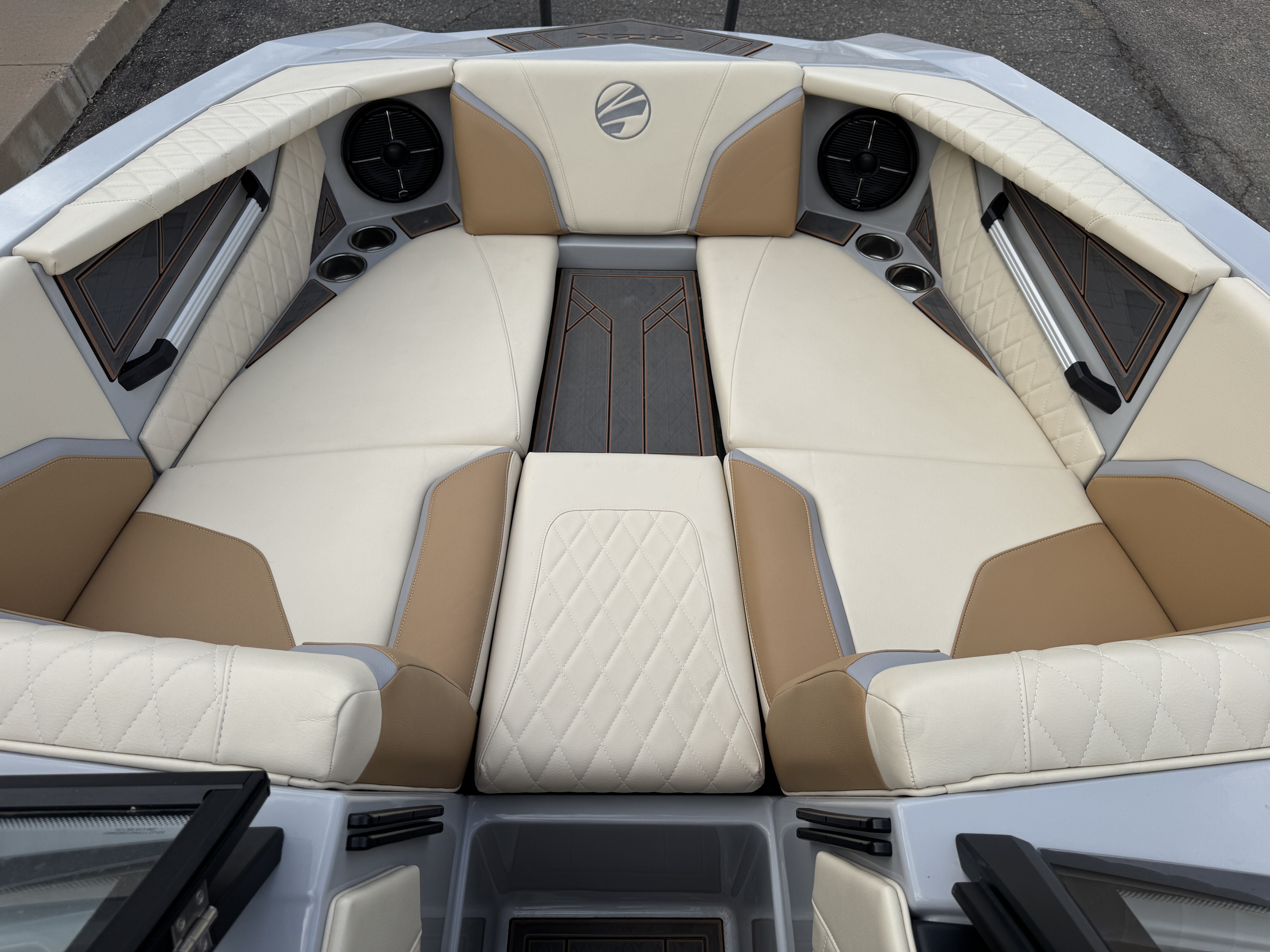 2022 Tige 24 RZX Icon